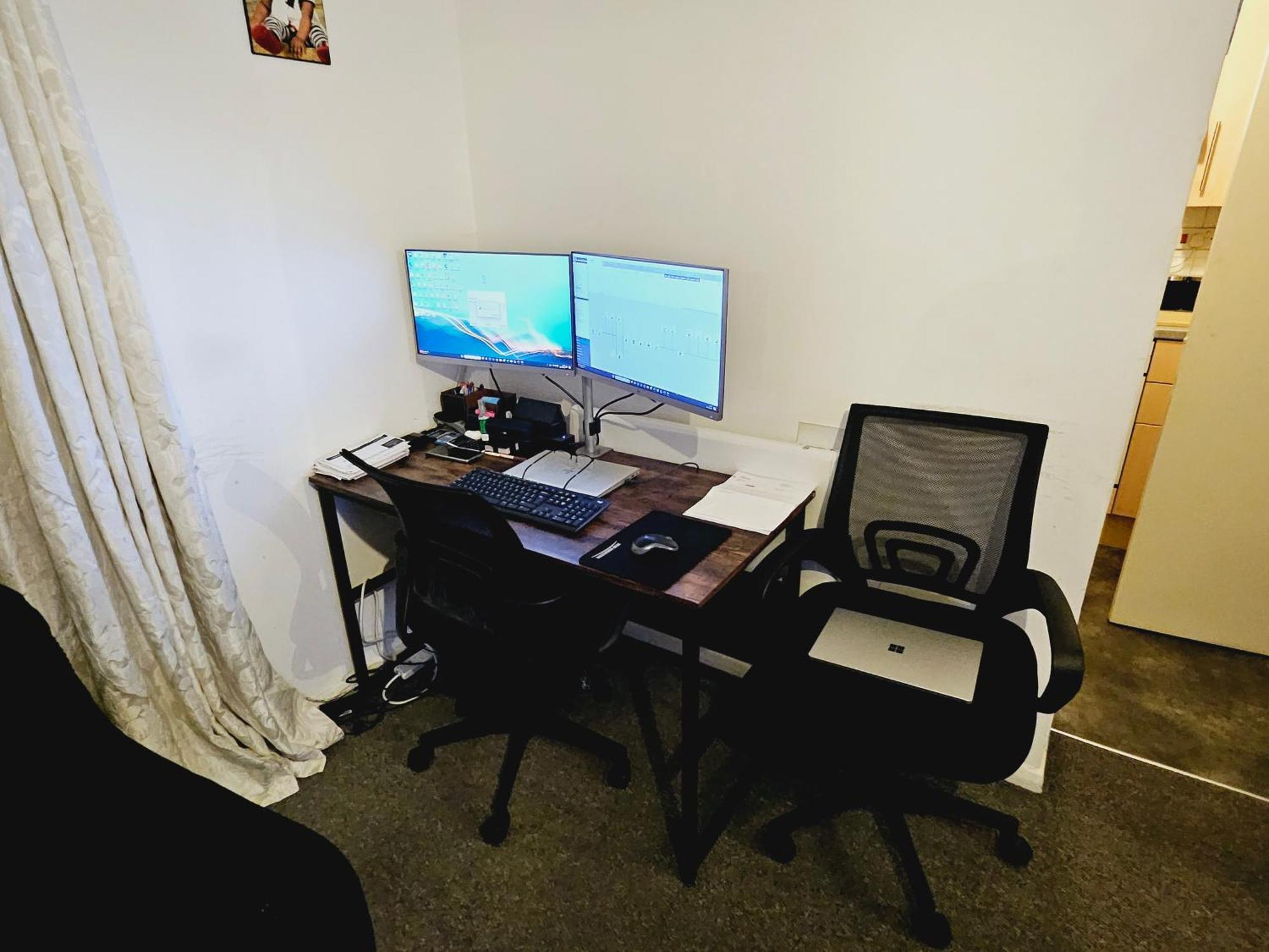 Lovely Fully Furnished One Bed Flat To Let 엔필드 외부 사진